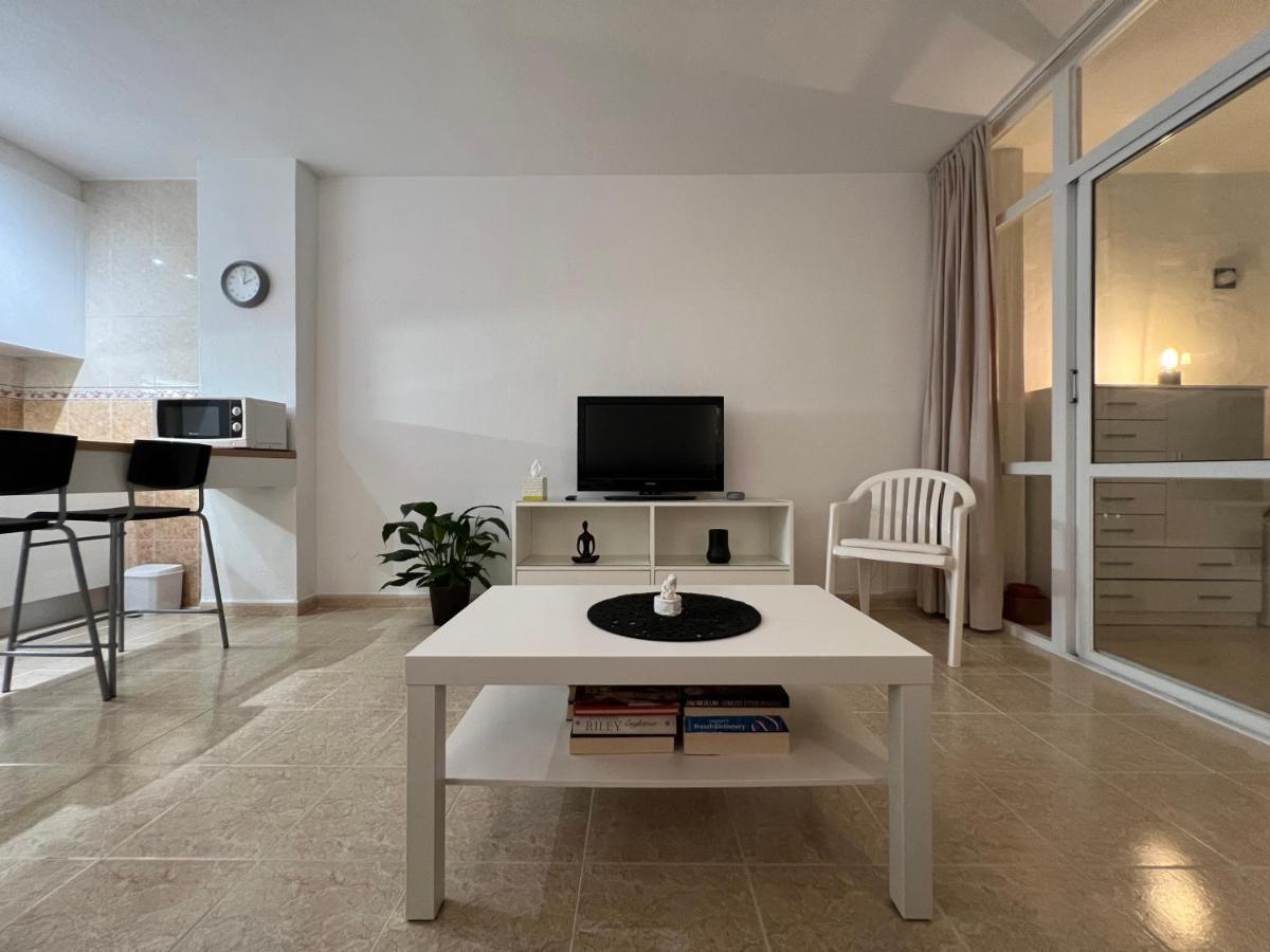 פלאייה דל אינגלז Yumbo Sunset Suite Tanife - 50M From Yumbo מראה חיצוני תמונה