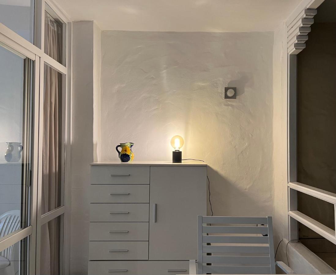 פלאייה דל אינגלז Yumbo Sunset Suite Tanife - 50M From Yumbo מראה חיצוני תמונה
